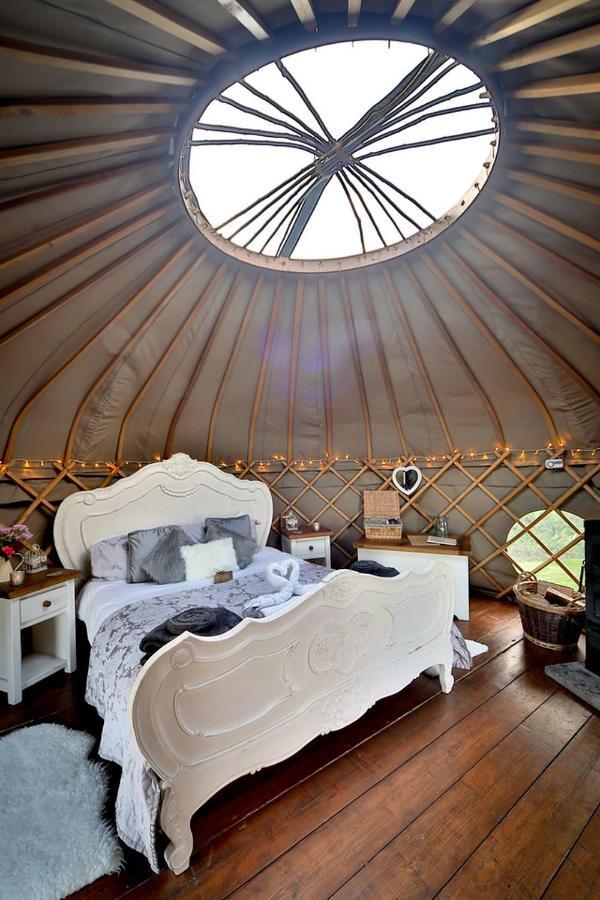 Secret Cloud House Holidays Luxury Yurts With Hot Tubs Cauldon المظهر الخارجي الصورة